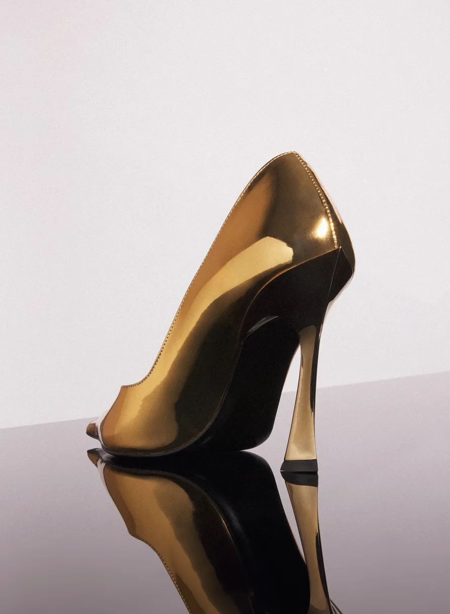 Shoes|MUGLER gold metalic classic fang 95 pump