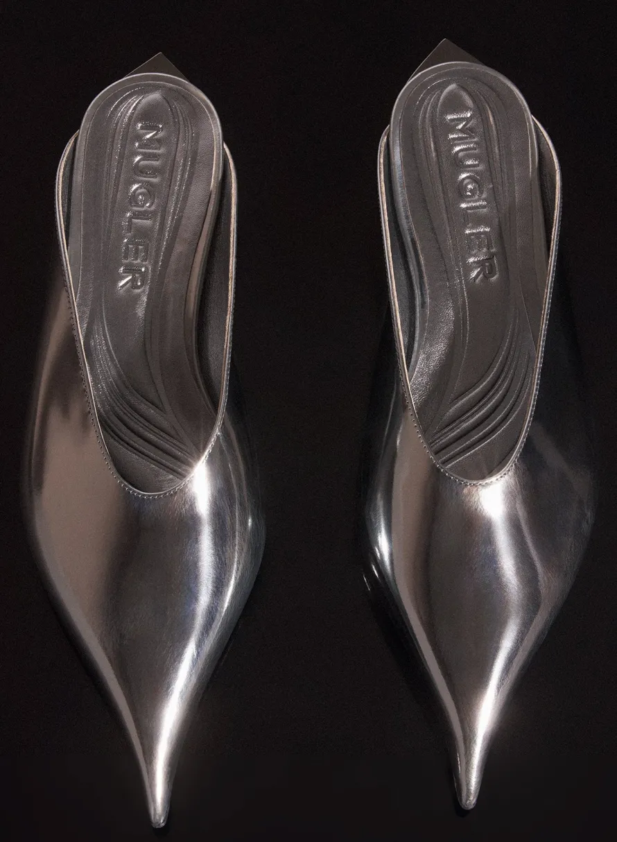Shoes|MUGLER gunmetal leather fang flat mules